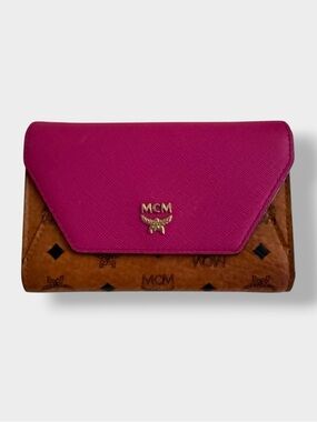 MCM 🪢 Visetos Love Letter Long Flap Wallet in the Cognac and Pink